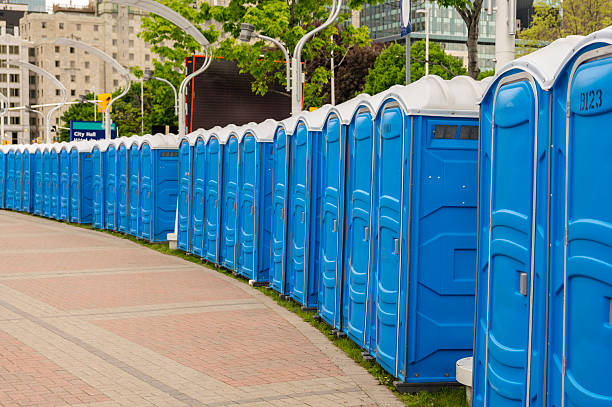 Best ADA-Compliant Portable Toilet Rental  in Willard, OH